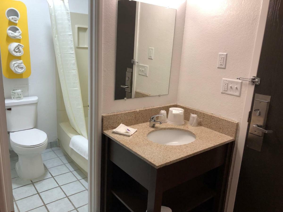 Motel 6-La Crosse, Wi Экстерьер фото